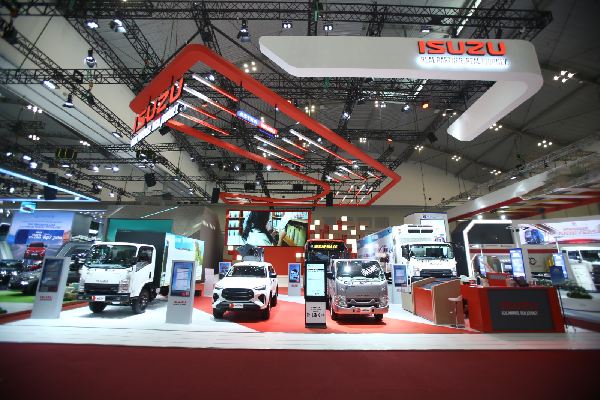 Isuzu GIIAS 2025: Tren Positif Berlanjut, Ini Kunci Suksesnya!